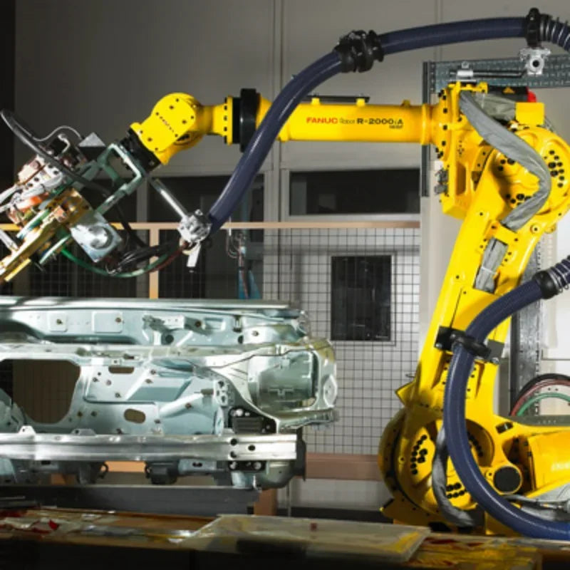 FANUC R-2000iC Robot