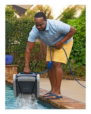 AquaMaster 2024 Robotic Pool Cleaner